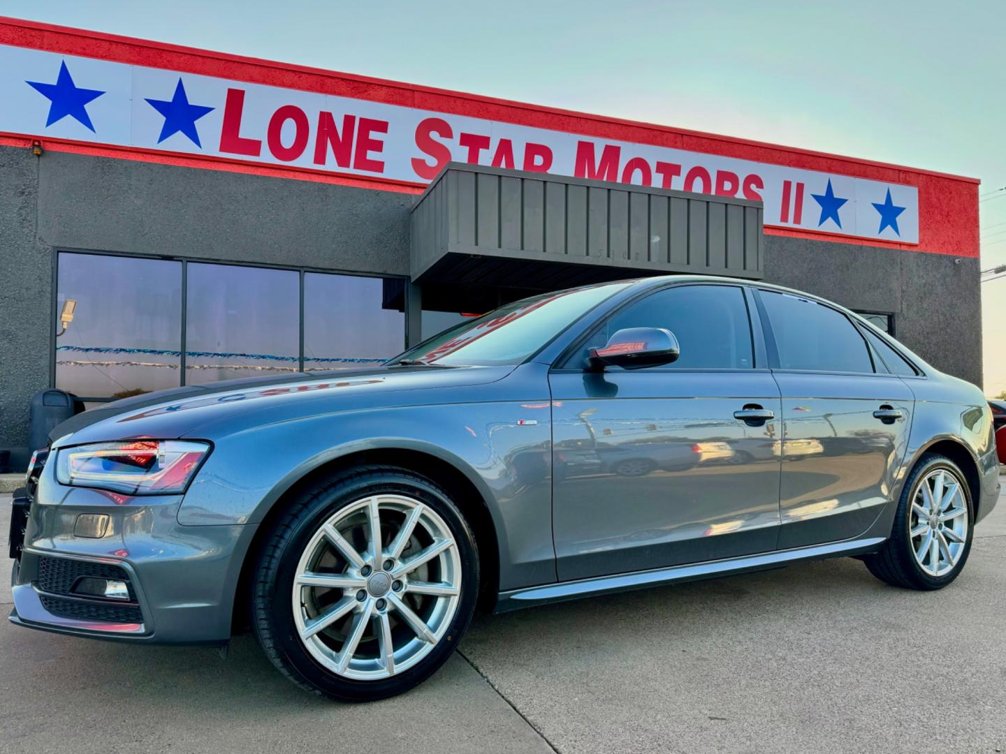 2016 GRAY AUDI A4 PREMIUM (WAUAFAFL3GN) , located at 5900 E. Lancaster Ave., Fort Worth, TX, 76112, (817) 457-5456, 0.000000, 0.000000 - This is a 2016 AUDI A4 PREMIUM 4 DOOR SEDAN that is in excellent condition. There are no dents or scratches. The interior is clean with no rips or tears or stains. All power windows, door locks and seats. Ice cold AC for those hot Texas summer days. It is equipped with a CD player, AM/FM radio, AUX - Photo#1